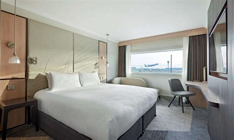 Best Heathrow hotels Terminals 2 & 3, make an .